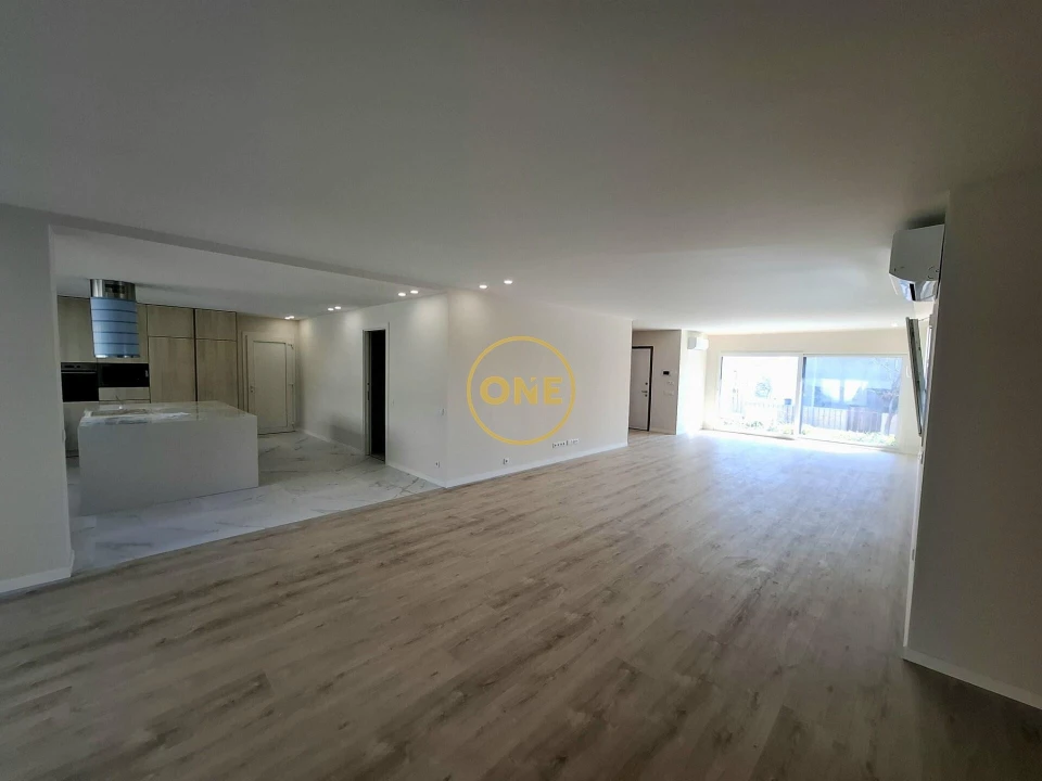 Moradia T5 para Venda em Ponte do Rol Foto 6