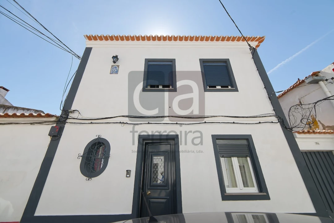 Moradia T3 para Venda em Almeirim Foto 2