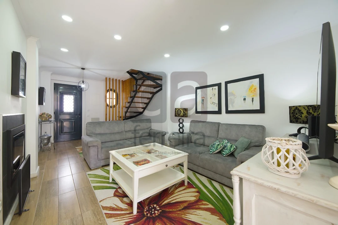 Moradia T3 para Venda em Almeirim Foto 16