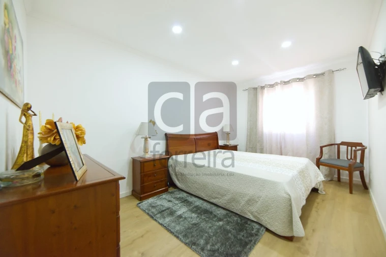 Moradia T3 para Venda em Almeirim Foto 25