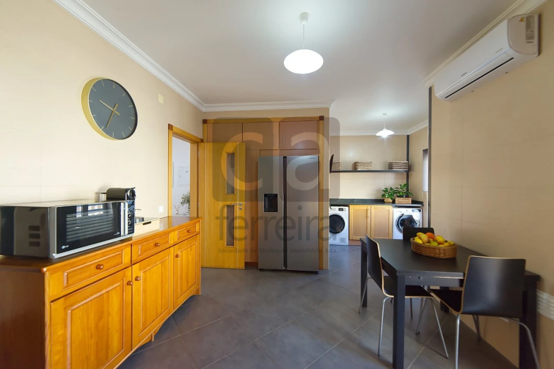 Apartamento T2 para Venda em Almeirim Foto 4