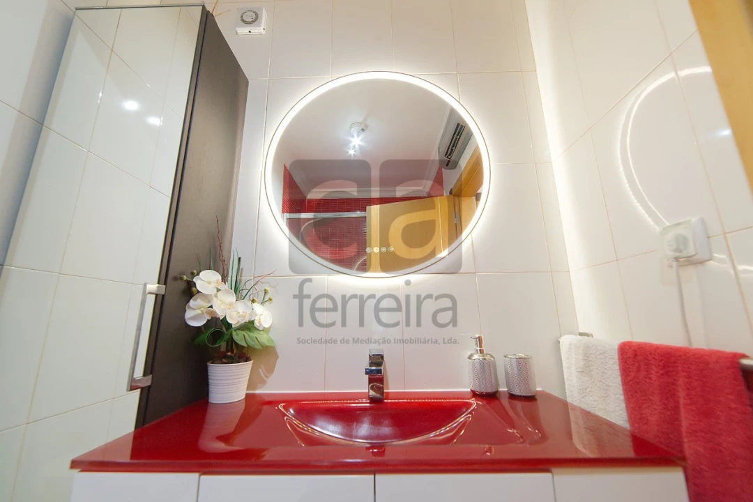 Apartamento T2 para Venda em Almeirim Foto 29