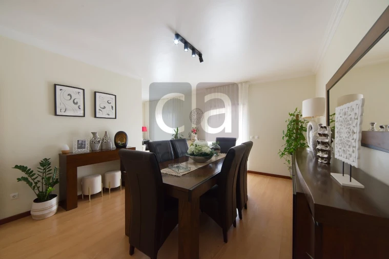 Apartamento T2 para Venda em Almeirim Foto 17