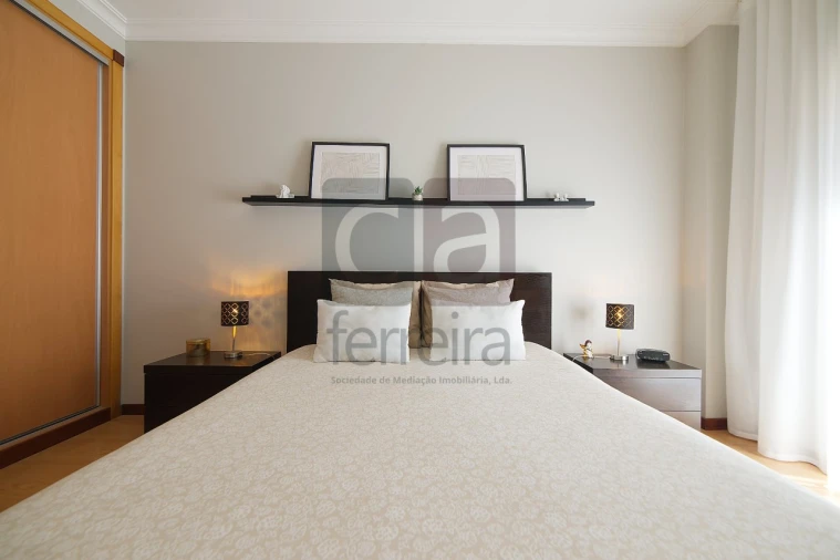 Apartamento T2 para Venda em Almeirim Foto 32