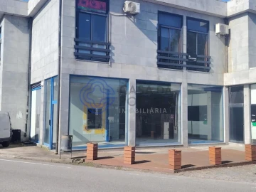 Loja para Venda em Areias, Sequeirô, Lama e Palmeira