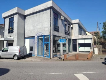 Loja para Venda em Areias, Sequeirô, Lama e Palmeira