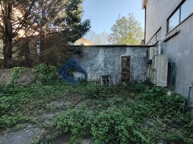 Loja para Venda em Areias, Sequeirô, Lama e Palmeira Foto 18