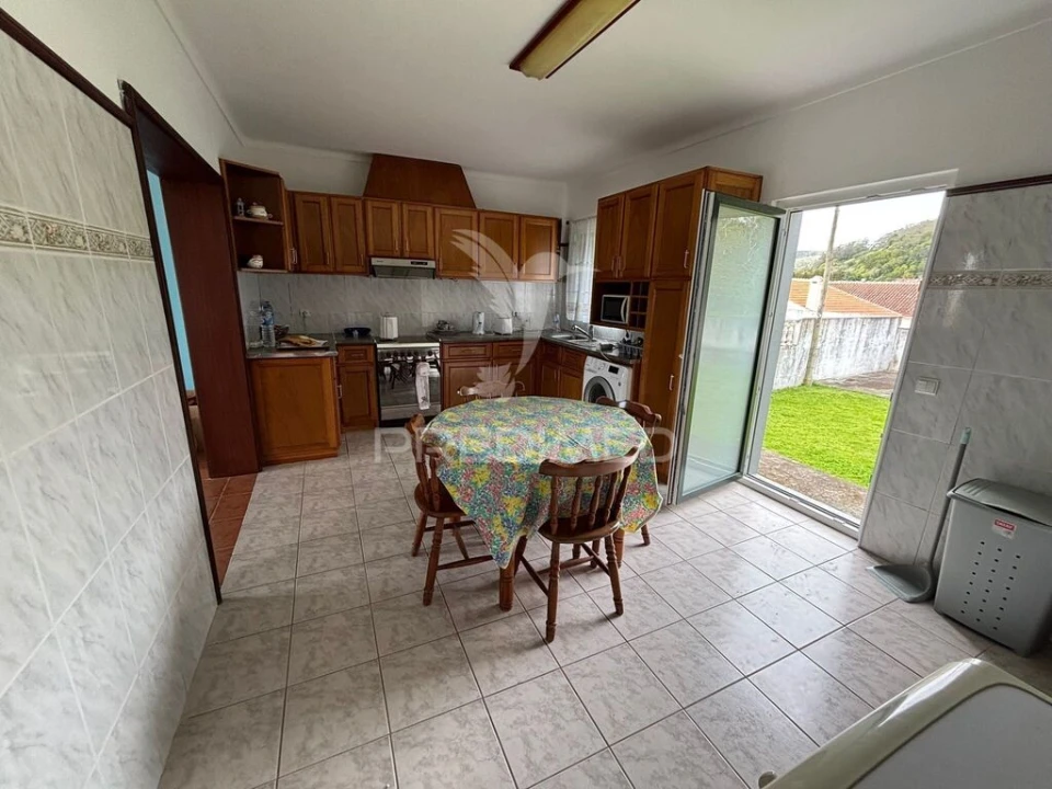 Moradia T3 para Venda em Angra (Nossa Senhora da Conceição) Foto 18