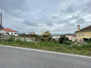 Terreno para Venda em Loures
