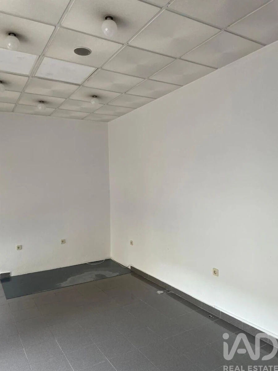 Loja para Arrendamento em Pinhal Novo Foto 5