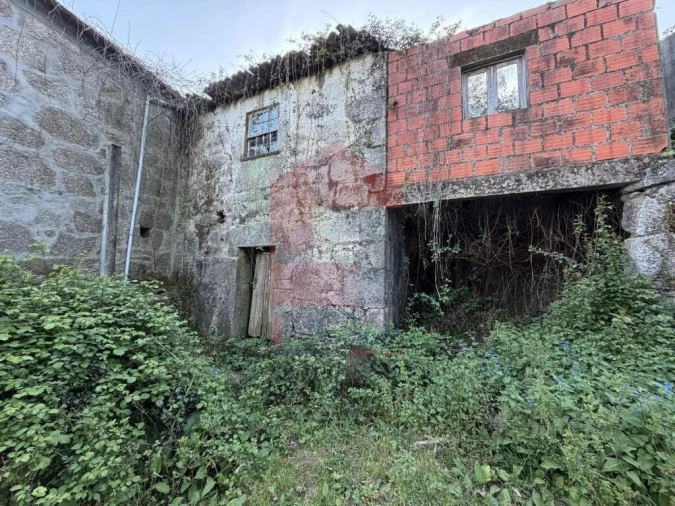 Moradia T2 para Venda em Valbom (São Pedro), Passô e Valbom (São Martinho) Foto 8