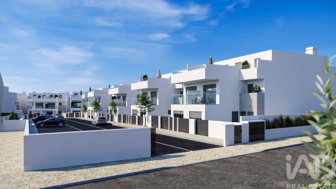 Moradia T3 para Venda em Vila Nova de Cacela Foto 11