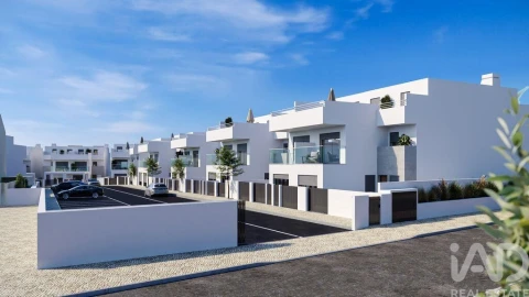 Moradia T3 para Venda em Vila Nova de Cacela