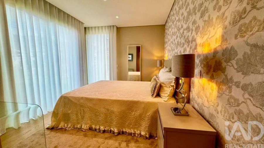 Apartamento T3 para Venda em São Martinho Foto 11
