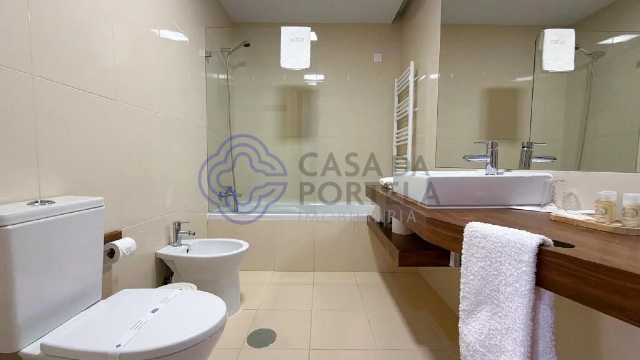 Quinta T8 para Venda em Alpendorada, Várzea e Torrão Foto 20