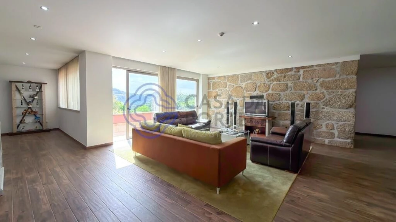 Quinta T8 para Venda em Alpendorada, Várzea e Torrão Foto 31