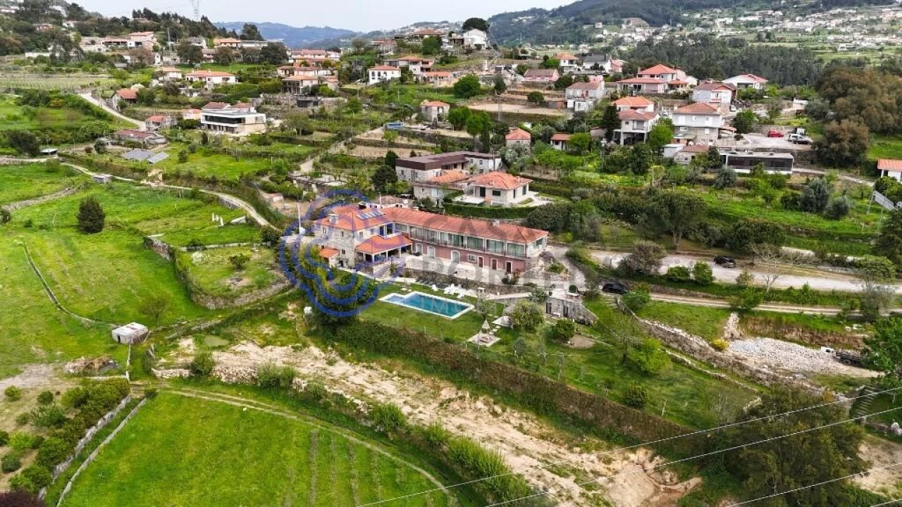 Quinta T8 para Venda em Alpendorada, Várzea e Torrão Foto 17