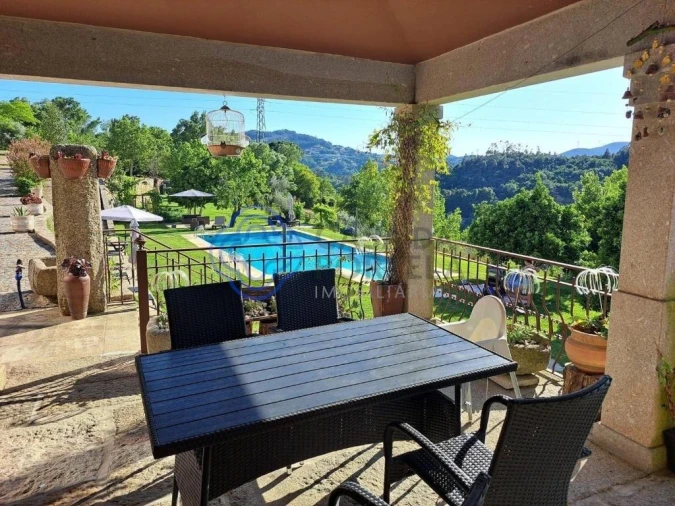 Quinta T8 para Venda em Alpendorada, Várzea e Torrão Foto 3