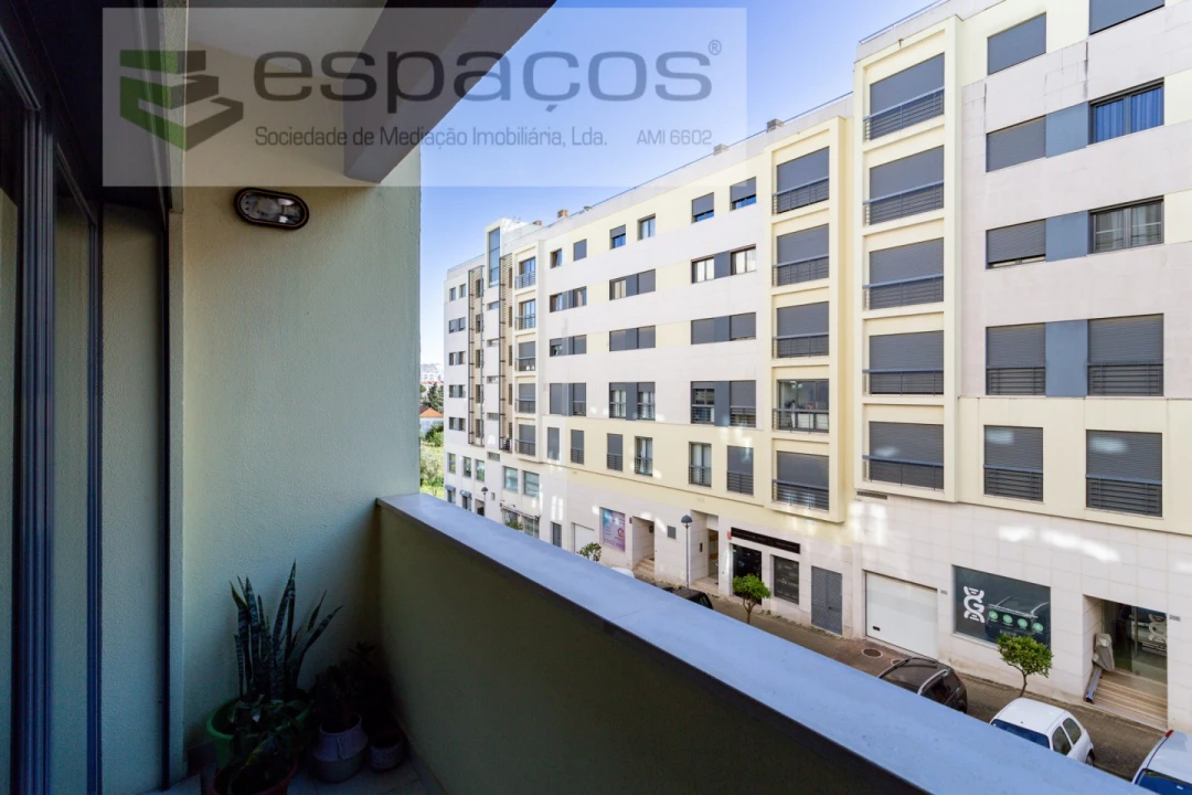 Apartamento T4 para Venda em Santa Iria de Azoia, São João da Talha e Bobadela Foto 9