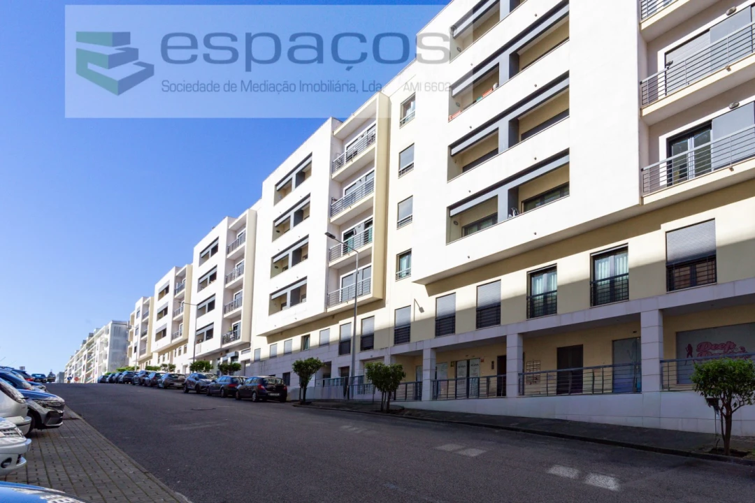 Apartamento T4 para Venda em Santa Iria de Azoia, São João da Talha e Bobadela Foto 44