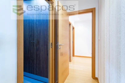 Apartamento T4 para Venda em Santa Iria de Azoia, São João da Talha e Bobadela