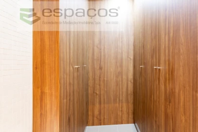 Apartamento T4 para Venda em Santa Iria de Azoia, São João da Talha e Bobadela