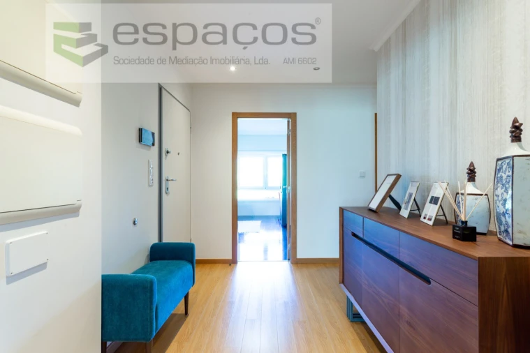 Apartamento T4 para Venda em Santa Iria de Azoia, São João da Talha e Bobadela Foto 17