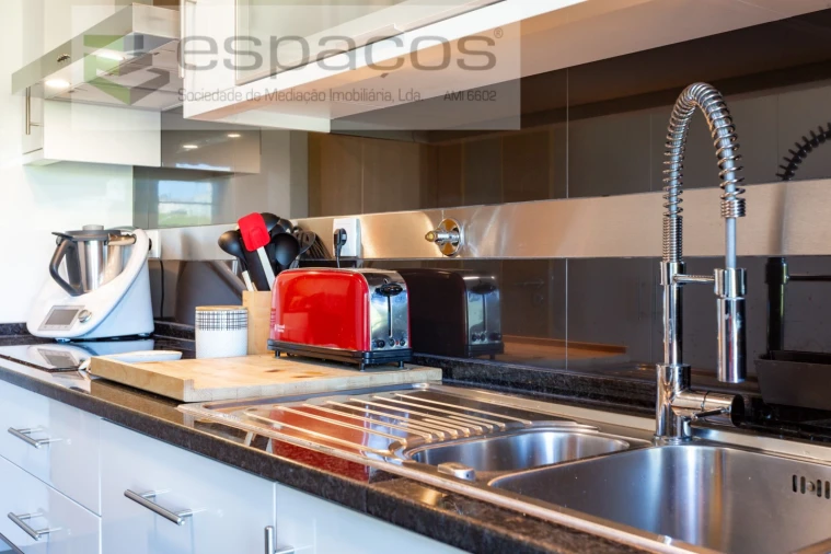 Apartamento T4 para Venda em Santa Iria de Azoia, São João da Talha e Bobadela Foto 2