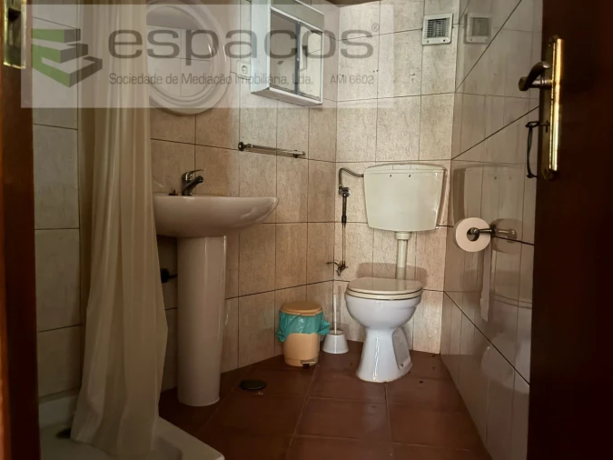 Moradia T2 para Venda em Silvares Foto 3