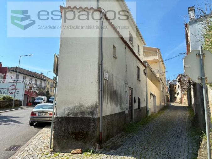 Moradia T2 para Venda em Silvares Foto 19