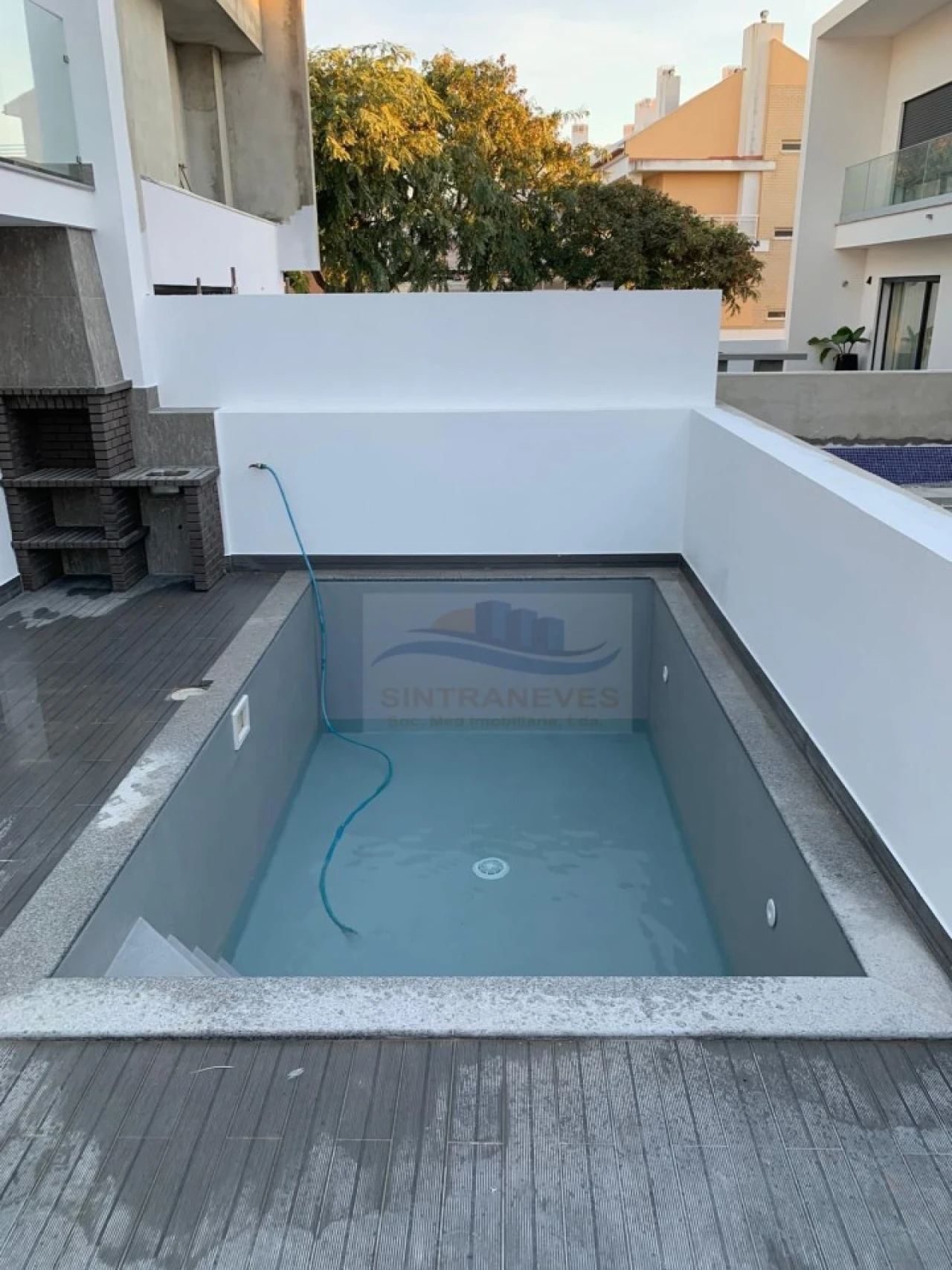 Moradia T4 para Venda em Alcochete Foto 4