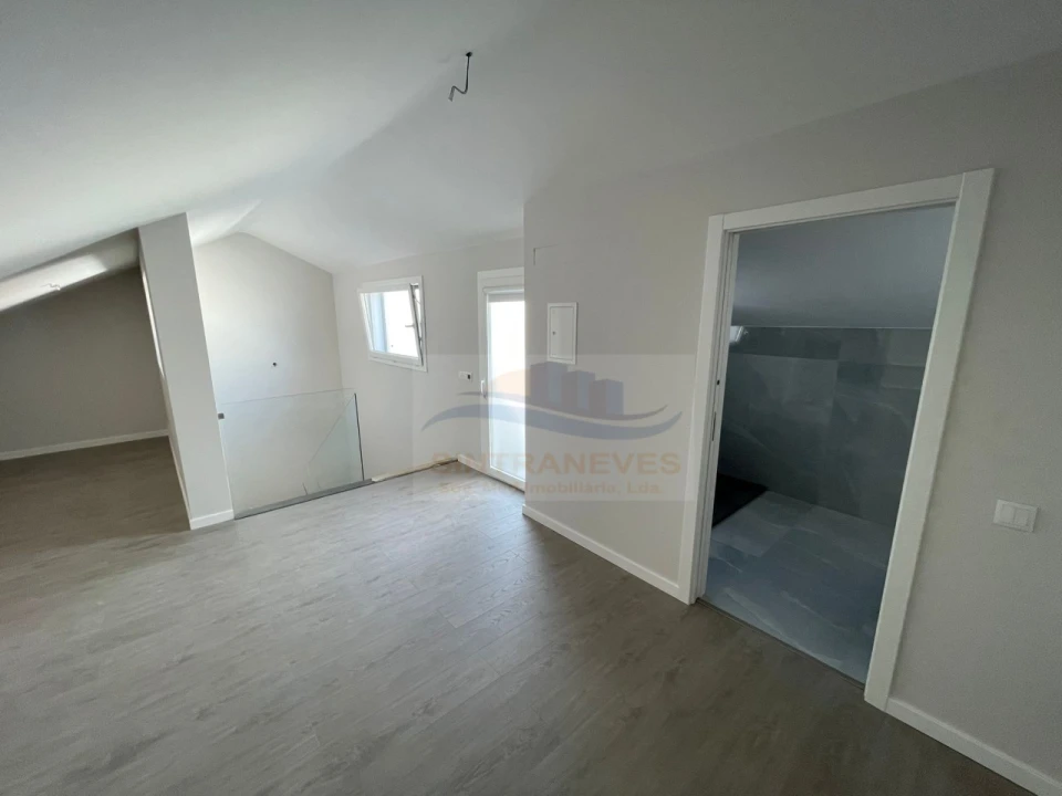 Moradia T4 para Venda em Alcochete Foto 20