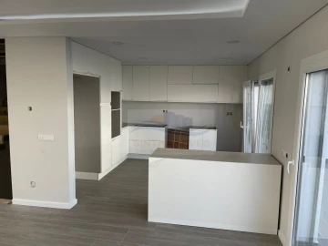 Moradia T4 para Venda em Alcochete