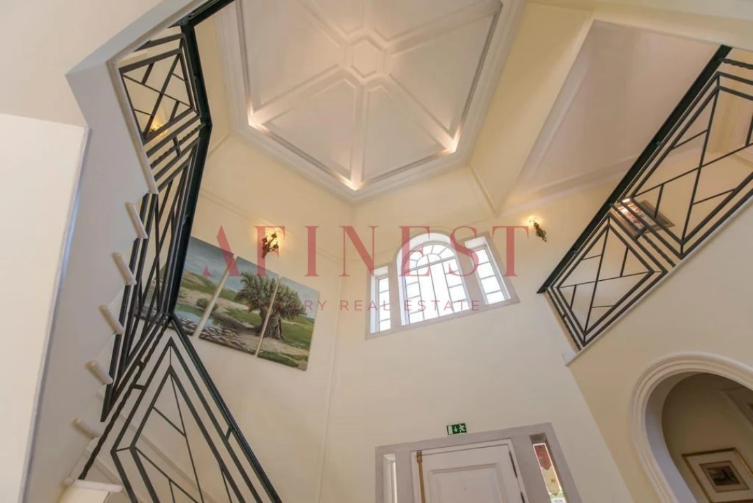 Moradia T8 para Arrendamento em Cascais e Estoril Foto 3