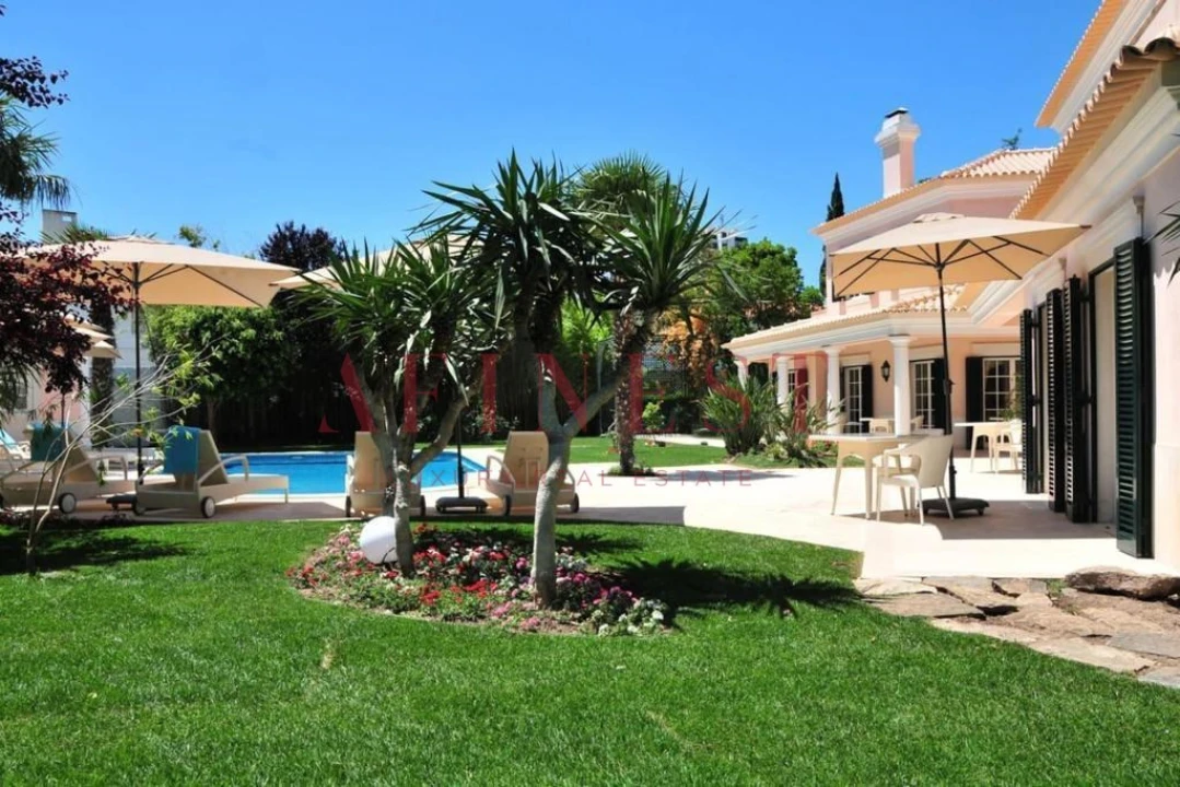 Moradia T8 para Arrendamento em Cascais e Estoril Foto 2