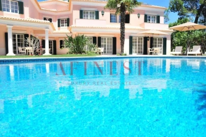 Moradia T8 para Arrendamento em Cascais e Estoril