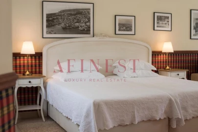 Moradia T8 para Arrendamento em Cascais e Estoril