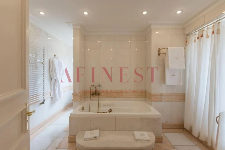 Moradia T8 para Arrendamento em Cascais e Estoril Foto 8