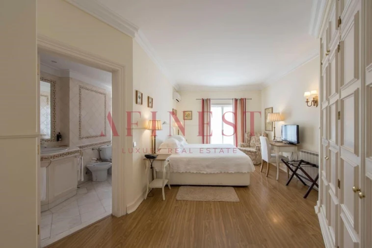 Moradia T8 para Arrendamento em Cascais e Estoril Foto 10