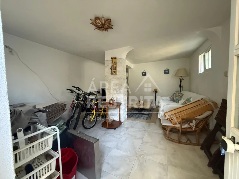 Moradia T4 para Venda em Fernao Ferro Foto 17