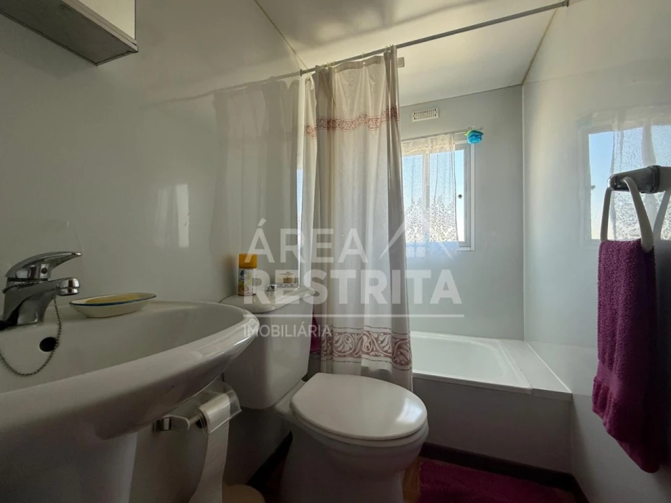 Moradia T4 para Venda em Fernao Ferro Foto 22