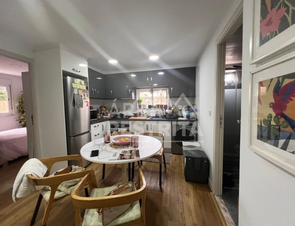 Moradia T2 para Venda em Fernao Ferro Foto 7