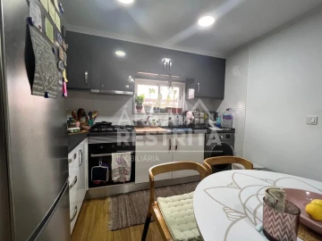 Moradia T2 para Venda em Fernao Ferro