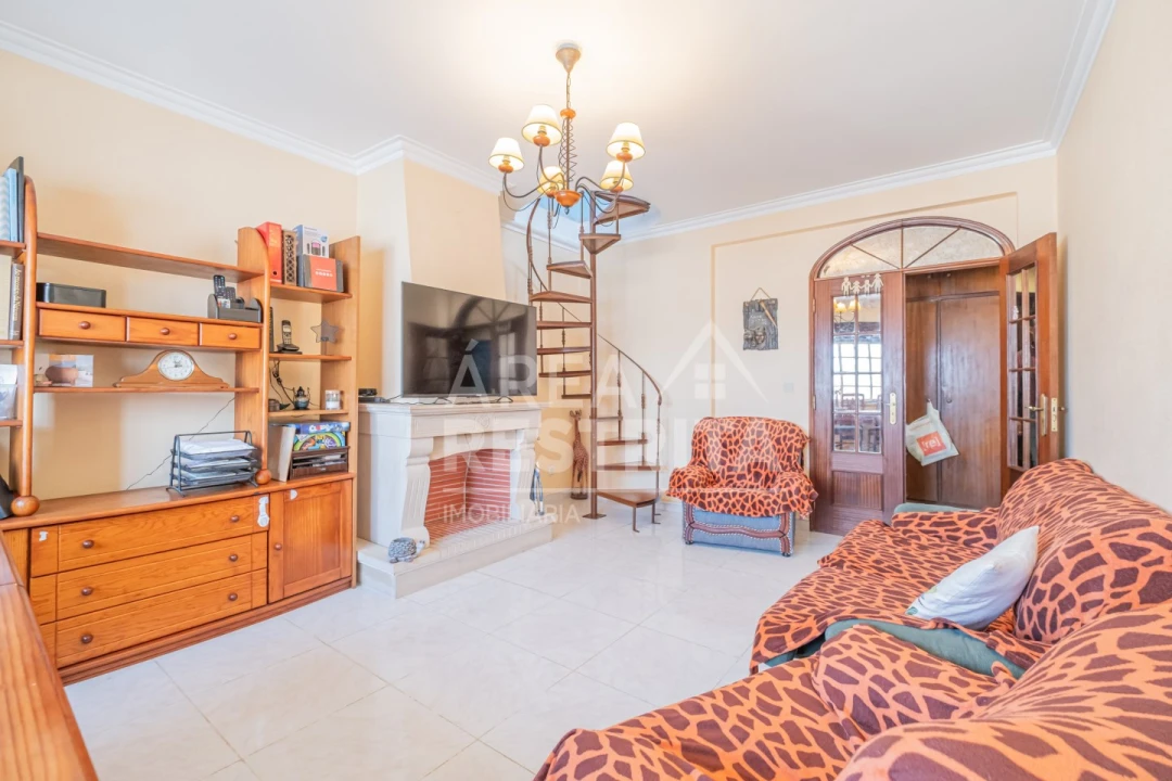 Apartamento T2 para Venda em Quinta do Conde Foto 1