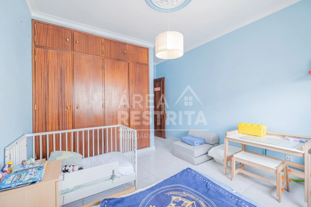 Apartamento T2 para Venda em Quinta do Conde Foto 23