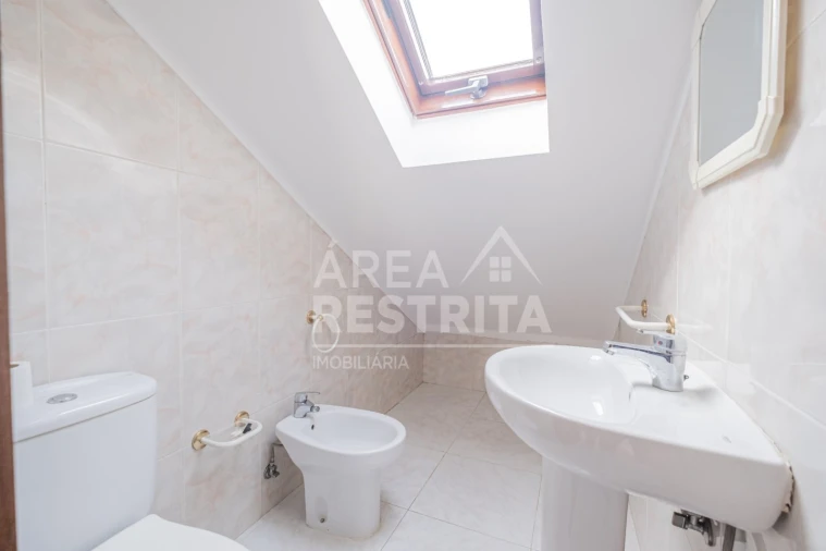 Apartamento T2 para Venda em Quinta do Conde Foto 30