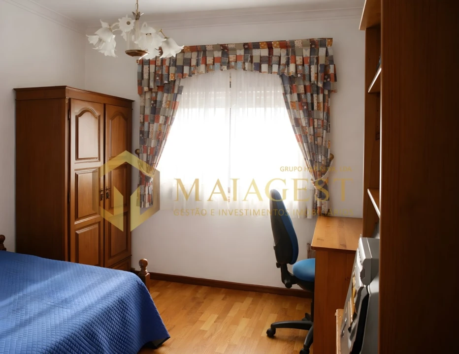 Apartamento T2 para Venda em Vilar de Andorinho Foto 8