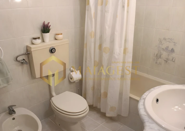 Apartamento T2 para Venda em Vilar de Andorinho Foto 15