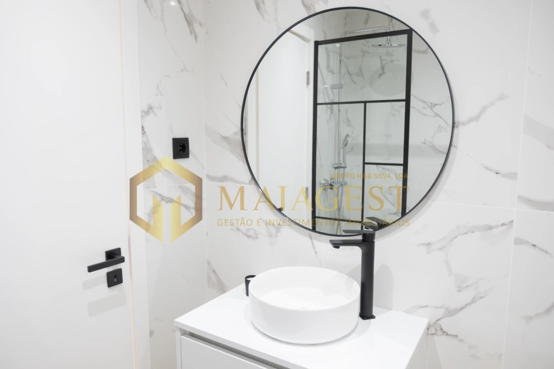 Apartamento T2 para Venda em Nogueira e Silva Escura Foto 21