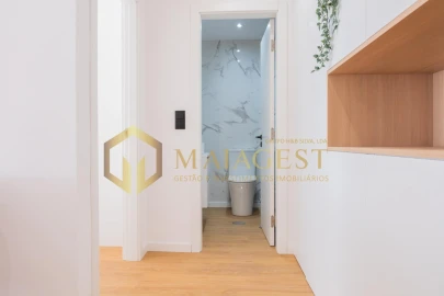 Apartamento T2 para Venda em Nogueira e Silva Escura